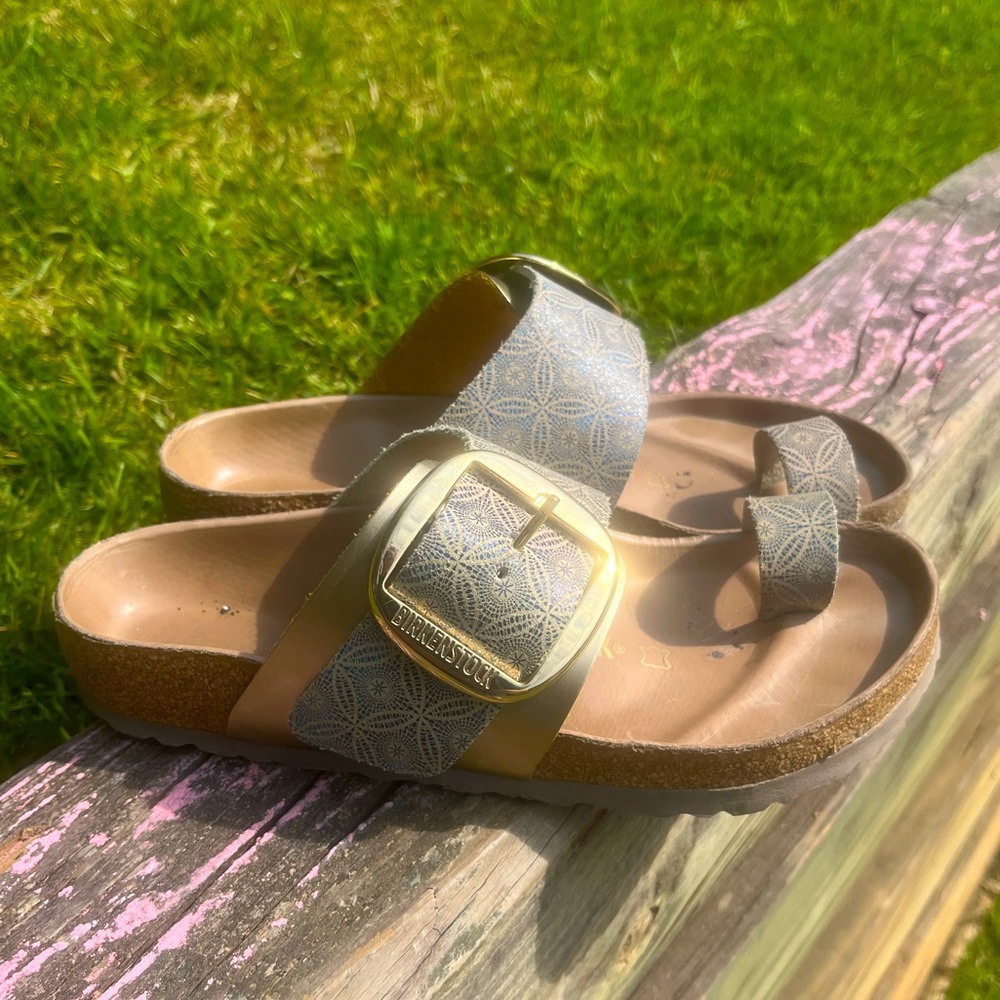 Big buckle Birkenstocks size 37 gently worn